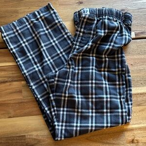 GAP Boys Gray and Black Plaid Pajama Pants (size 12)